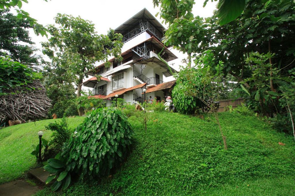 Pearl Spot Bed & Breakfast Nedumbassery Luaran gambar