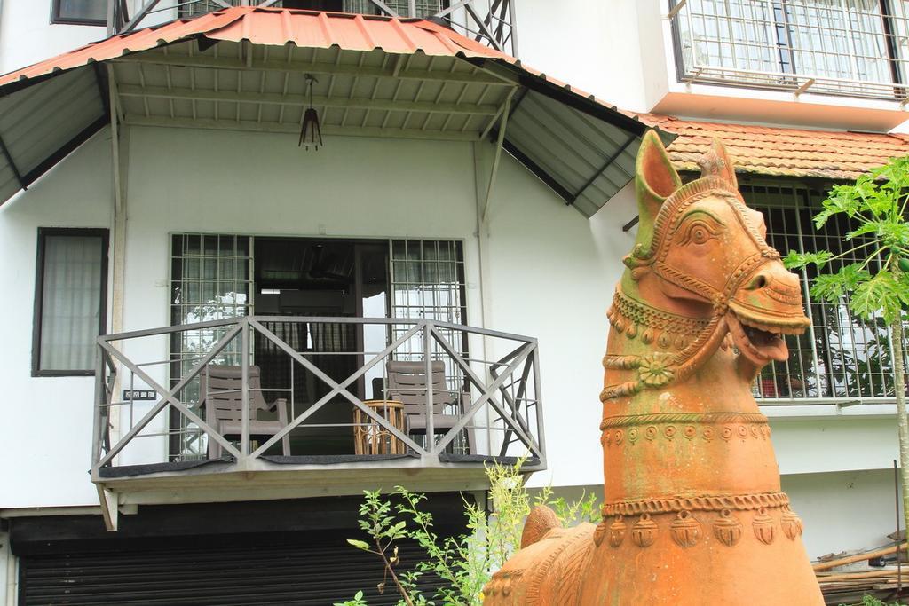 Pearl Spot Bed & Breakfast Nedumbassery Luaran gambar